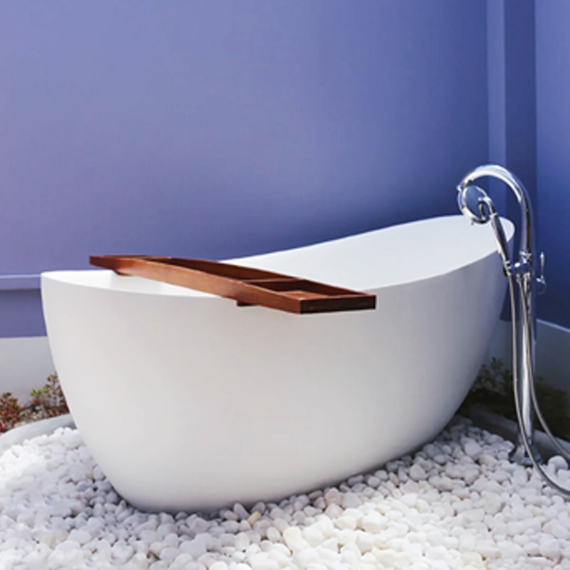 1700mm Matte White Freestanding Bathtub